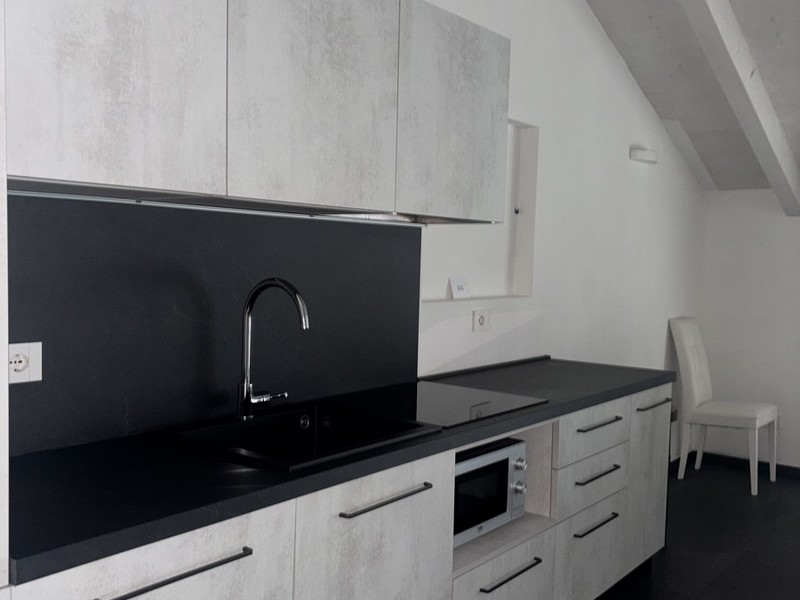 Appartamento con giardino e barbecue in mansarda | Attico da Silvi: relax e privacy in val di Ledro