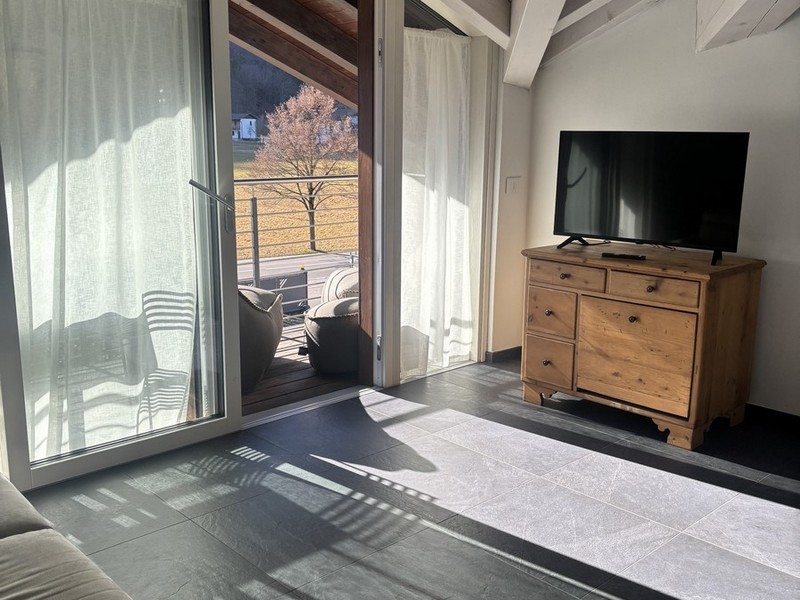 Appartamento con giardino e barbecue in mansarda | Attico da Silvi: relax e privacy in val di Ledro